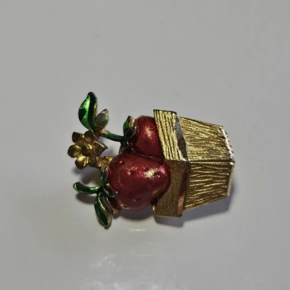 Unbranded vintage gold